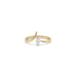 Twisted Ring (Marquise)
